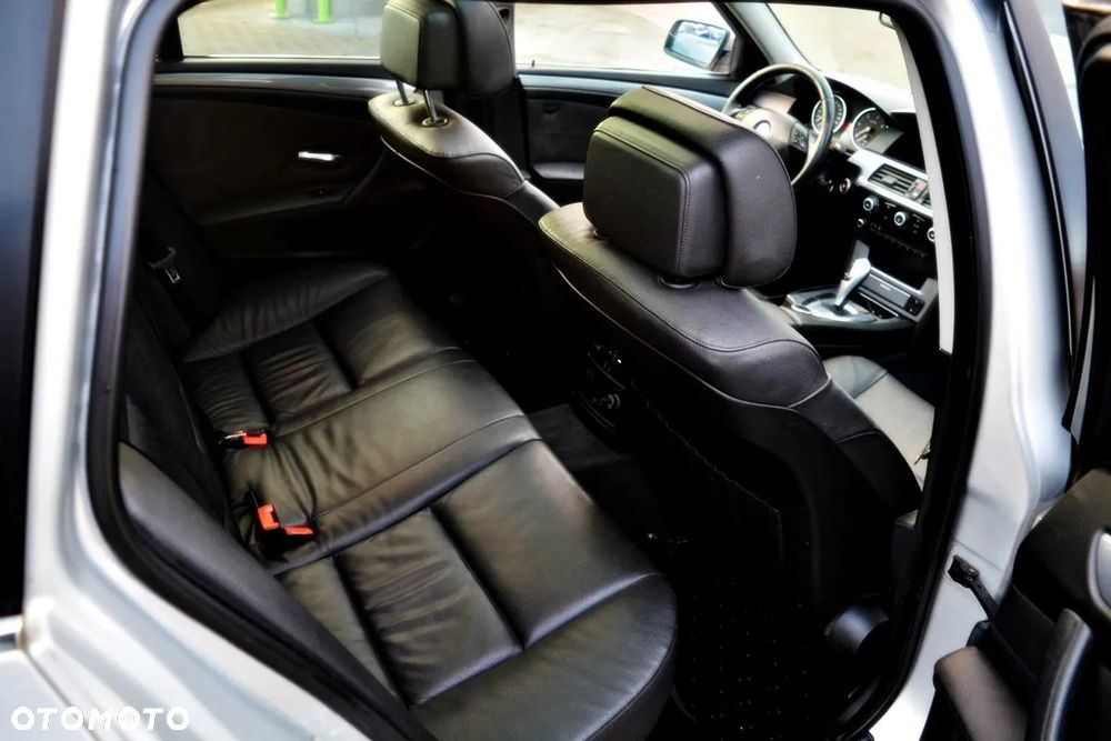 BMW Seria 5 520d - 10