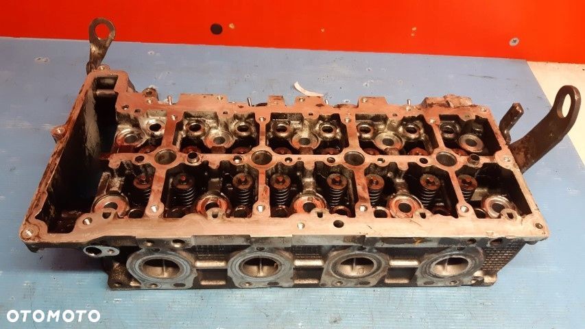 BMW G30 2.0D Głowica 85137090400 B47D20a - 1