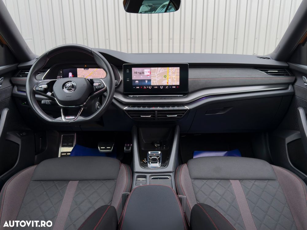 Skoda Octavia 2.0 245 TSI DSG RS - 28