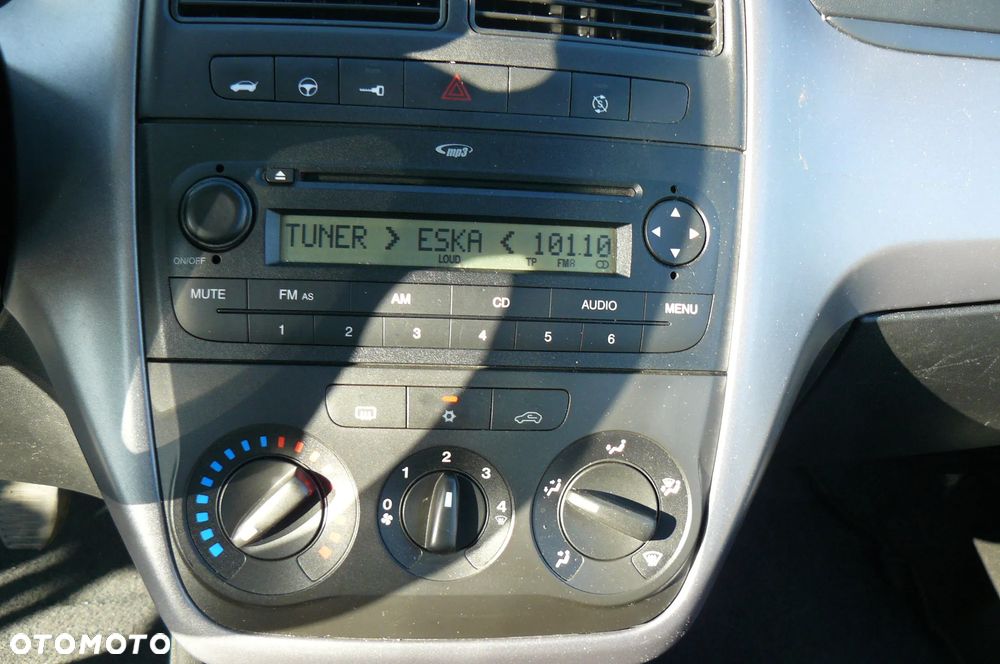 Fiat Grande Punto - 17