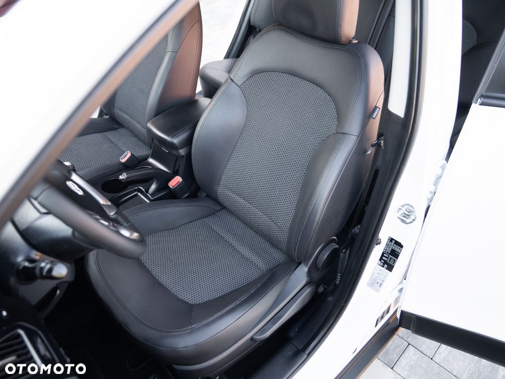 Hyundai ix35 1.7 CRDi Comfort 2WD - 25
