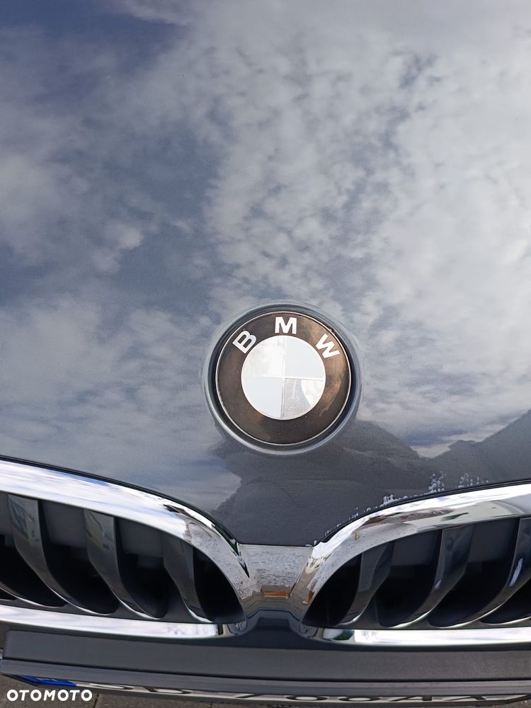 BMW X1 sDrive18i - 19