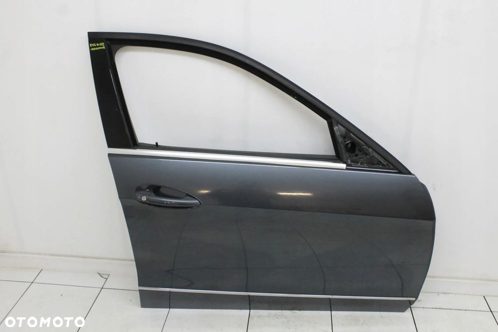 DRZWI PRAWE PRAWY PRZÓD PRZEDNIE MERCEDES-BENZ E KLASA W212 2009R- 755 - 1