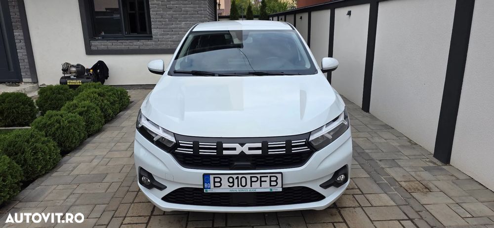 Dacia Logan TCe 90 MT6 Expression - 1