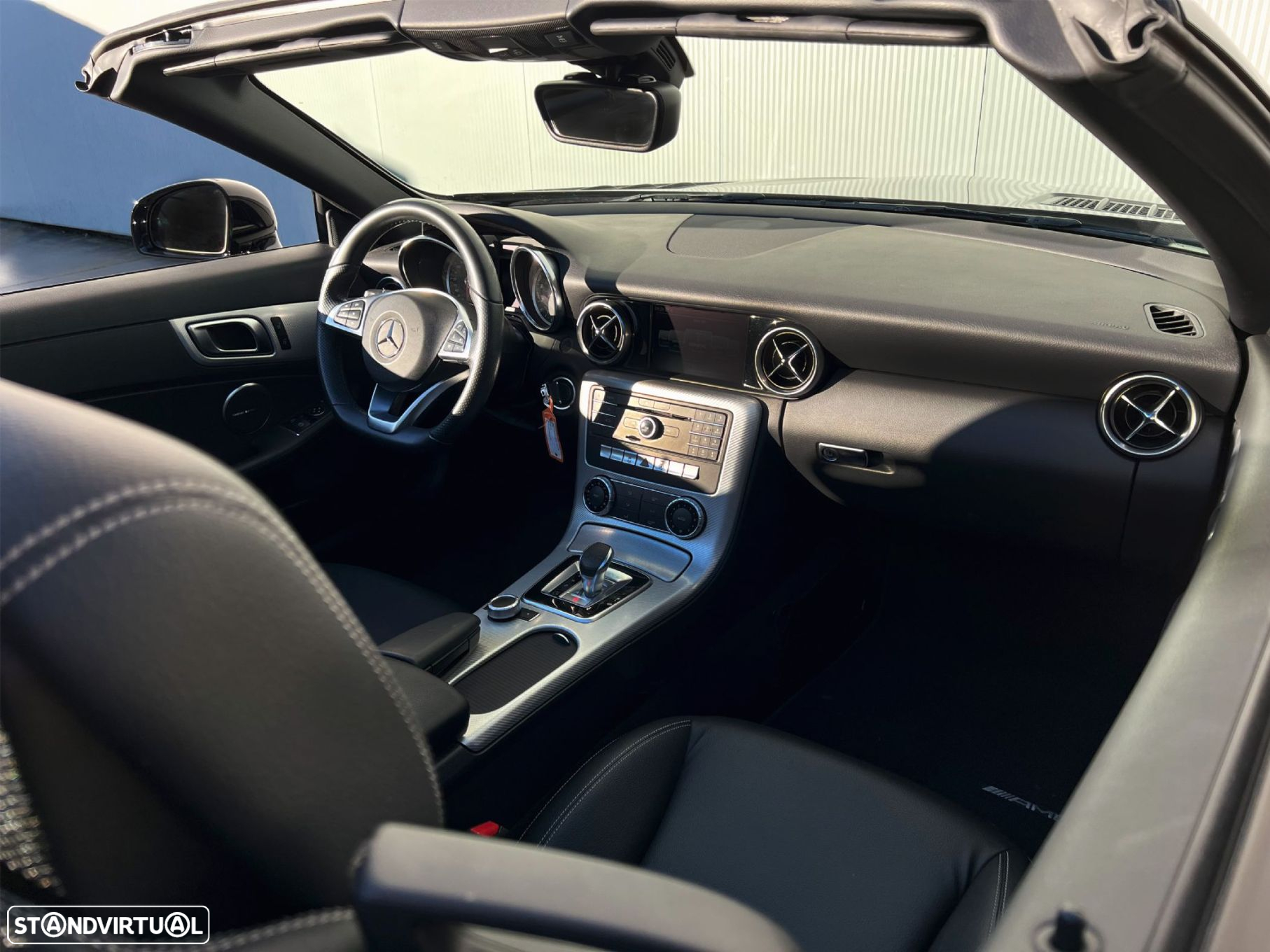 Mercedes-Benz SLC 180 - 23