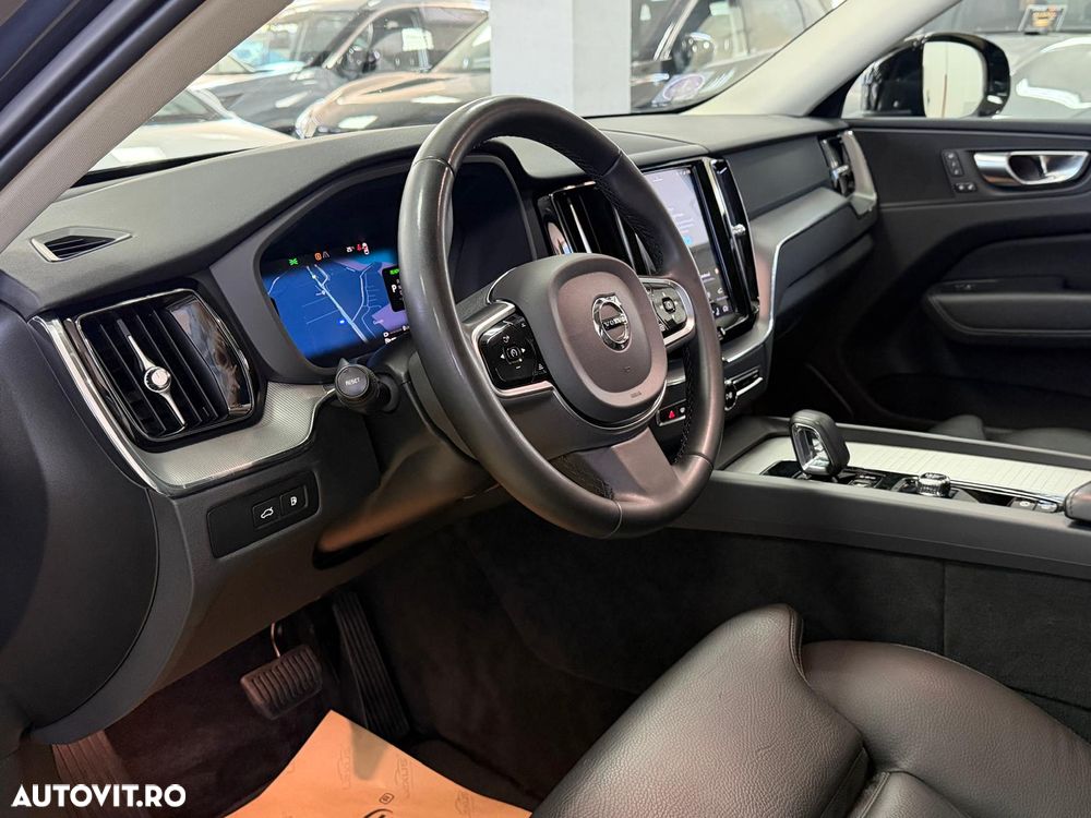Volvo XC 60 T6 AWD Recharge Geartronic Inscription - 5
