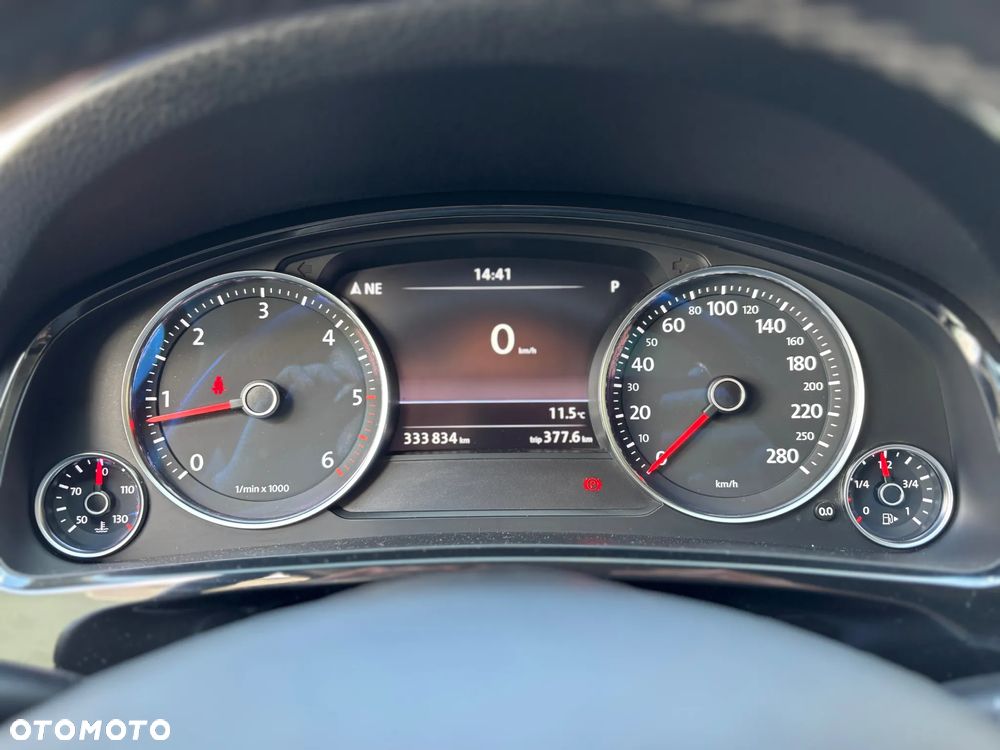 Volkswagen Touareg 3.0 V6 TDI BMT - 30