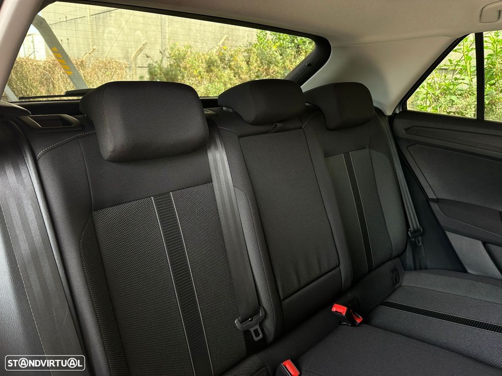 VW T-Roc 1.0 TSI Urban - 10