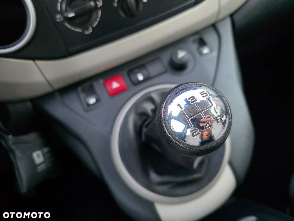 Citroën Berlingo Multispace HDi 115 FAP Exclusive - 30
