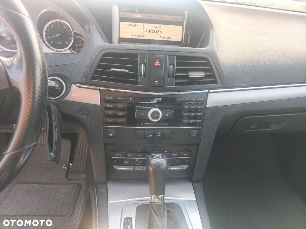 Mercedes-Benz Klasa E 350 CGI BlueEffICIENCY - 16