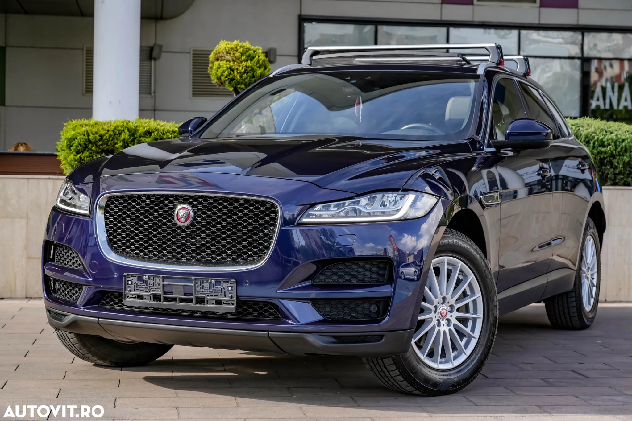 Jaguar F-Pace - 3