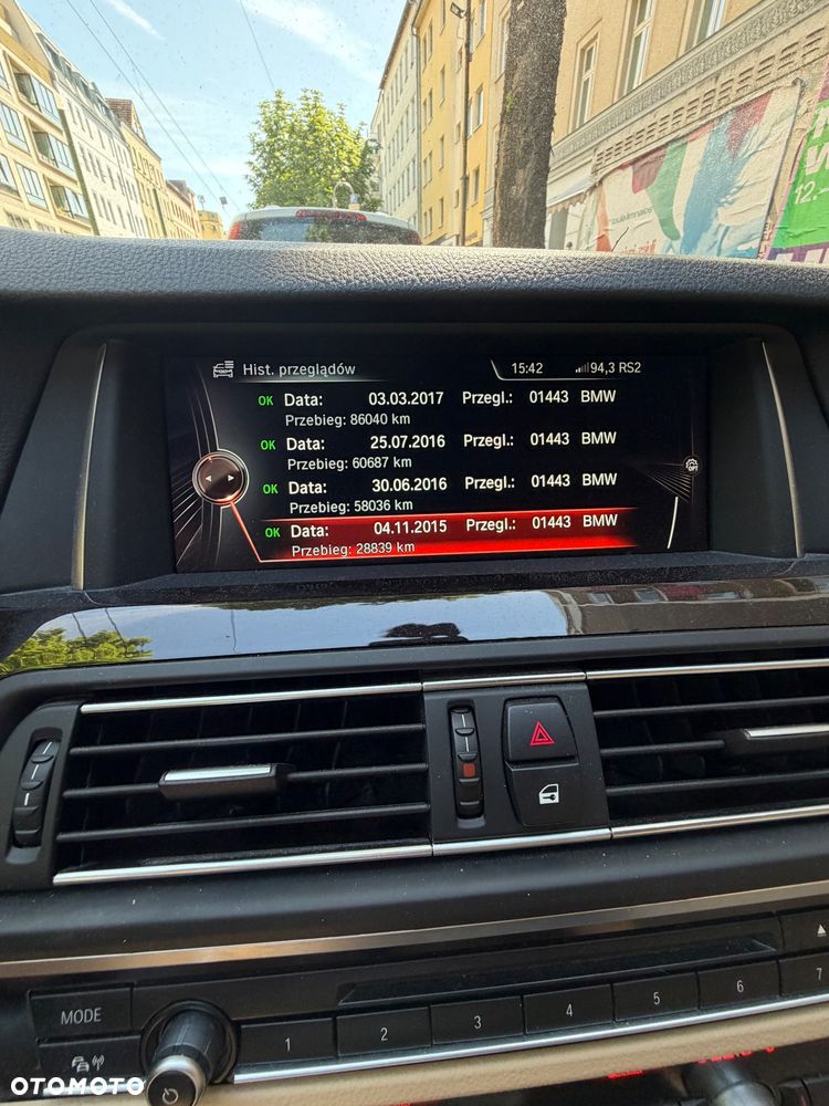 BMW Seria 5 530d xDrive Luxury Line - 20