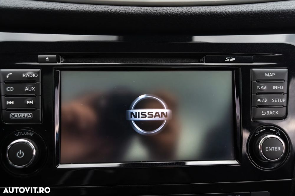 Nissan Qashqai - 25