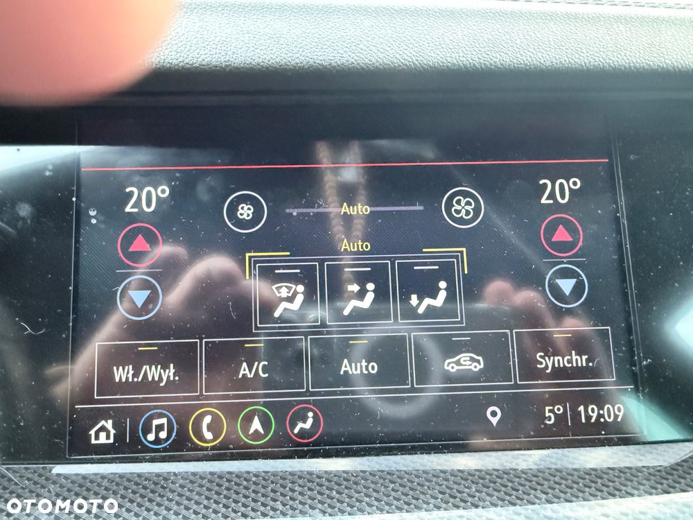 Opel Insignia - 27