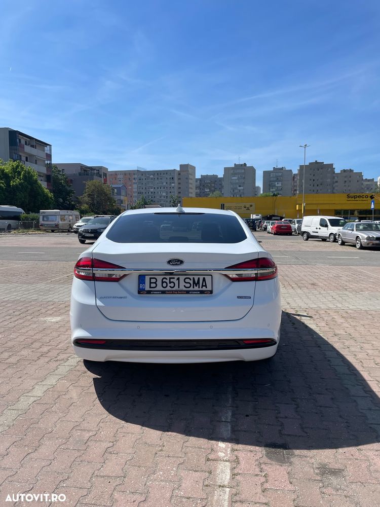 Ford Mondeo 2.0 HEV Titanium - 2