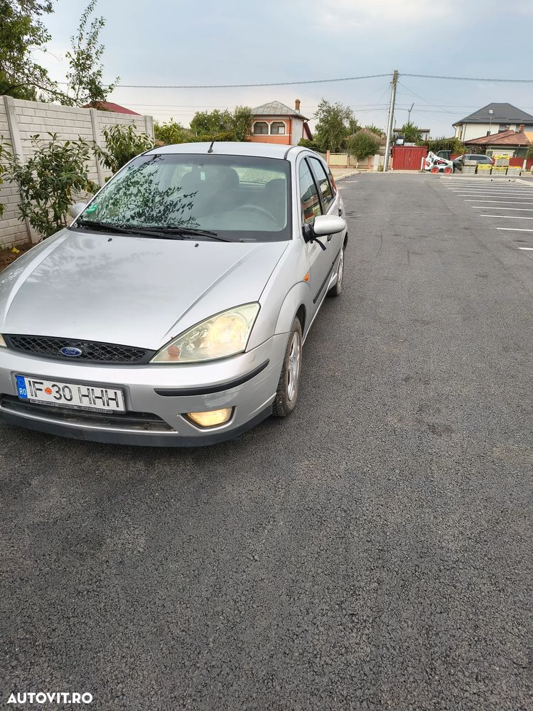 Ford Focus 1.6i 16V - 8
