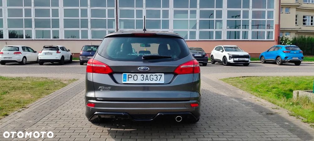 Ford Focus 2.0 TDCi ST-Line Black ASS PowerShift - 4