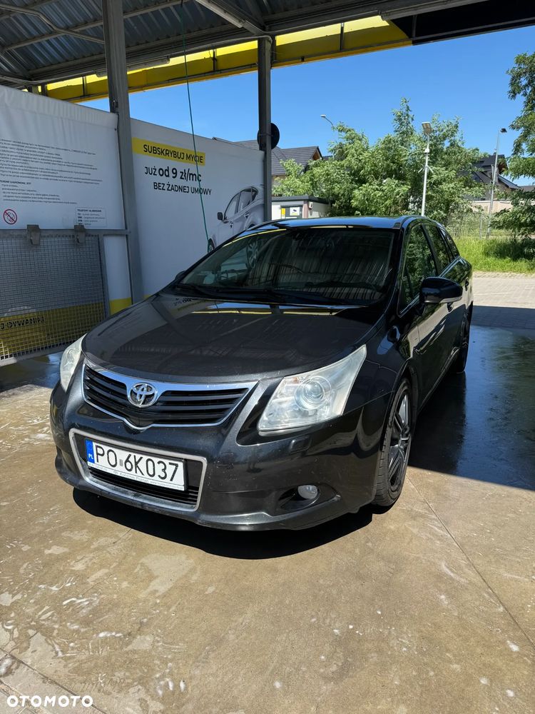 Toyota Avensis 2.2 D-4D 2010 - 1