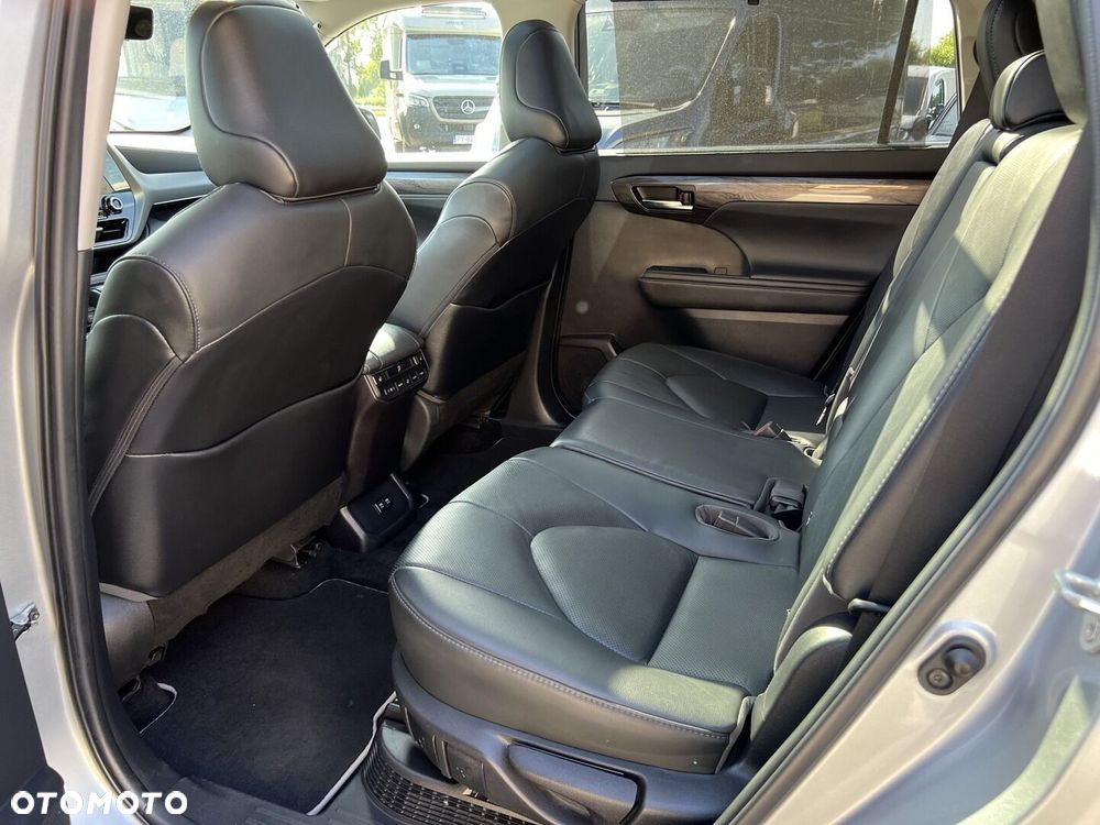 Toyota Highlander - 24