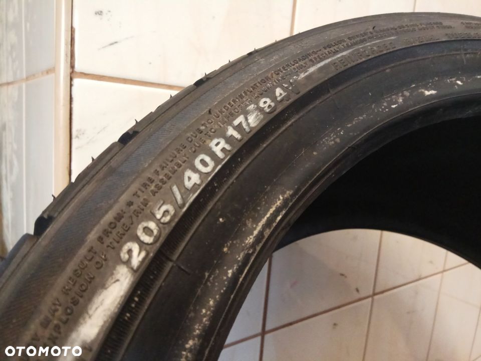 R17 205/40 84V Yokohama AS39 - 5