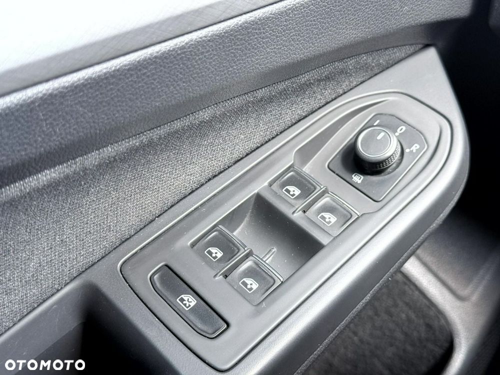Volkswagen Golf Variant 2.0 TDI Life - 21