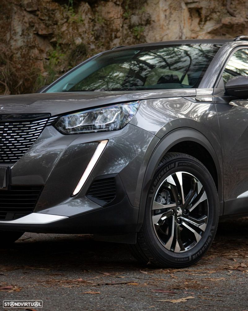Peugeot 2008 1.2 PureTech Allure Pack - 21