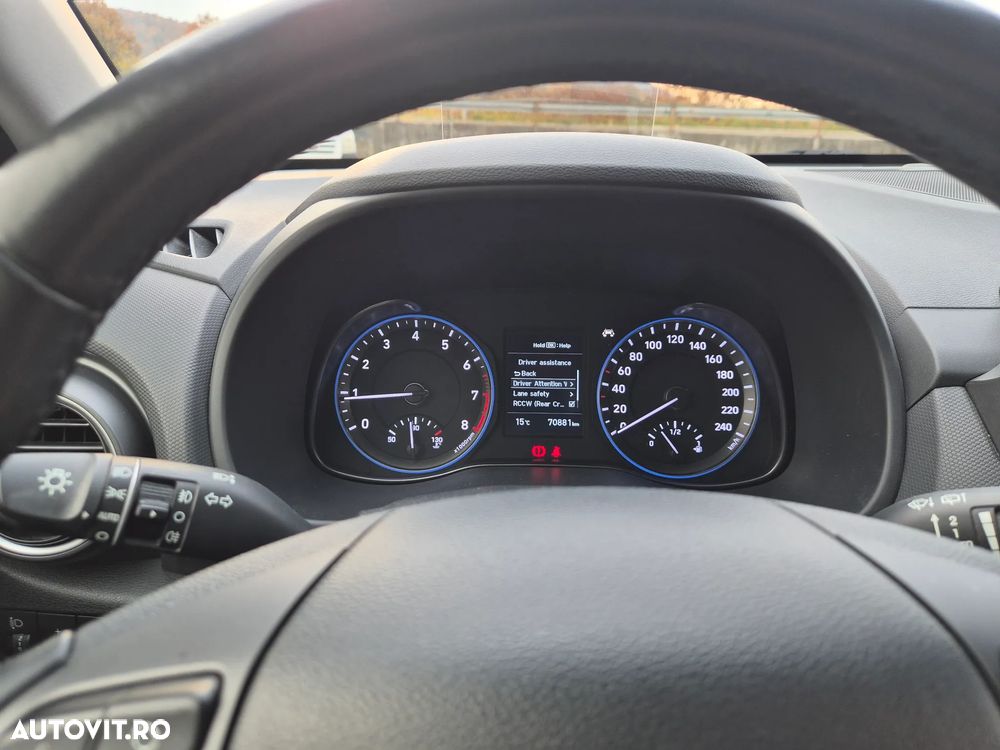Hyundai KONA - 28
