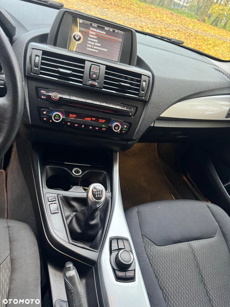 BMW Seria 1 116d DPF Edition Sport - 12