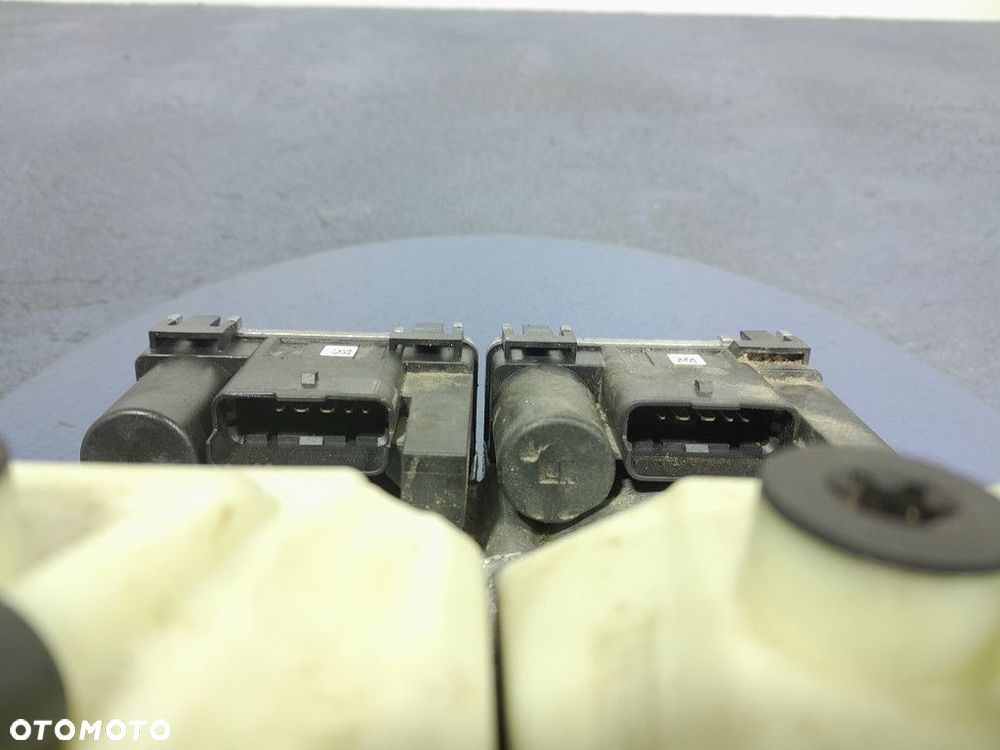 VOLVO XC40 I LIFT 2.0 B3 HYB 163 KM STEROWNIK ZAWÓR SKRZYNI BIEGÓW AUTOMAT - 6