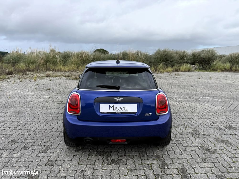 MINI 3 Portas One Auto - 4
