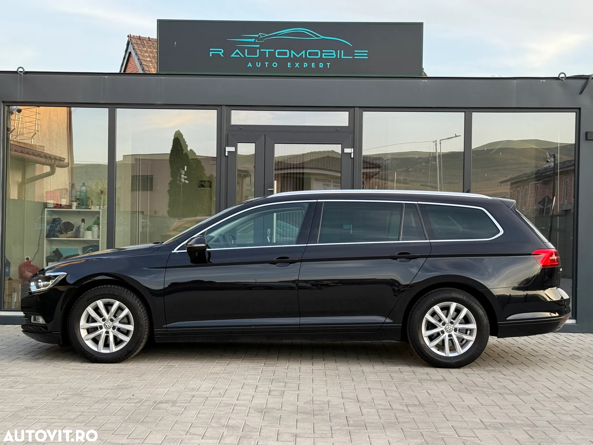 Volkswagen Passat Variant 2.0 TDI DSG Comfortline - 5