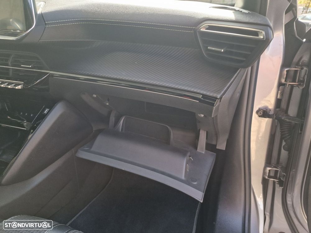 Peugeot 2008 1.2 PureTech GT - 20