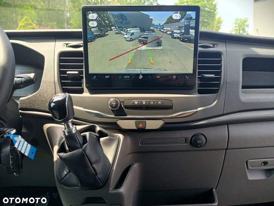 Ford Transit - 18