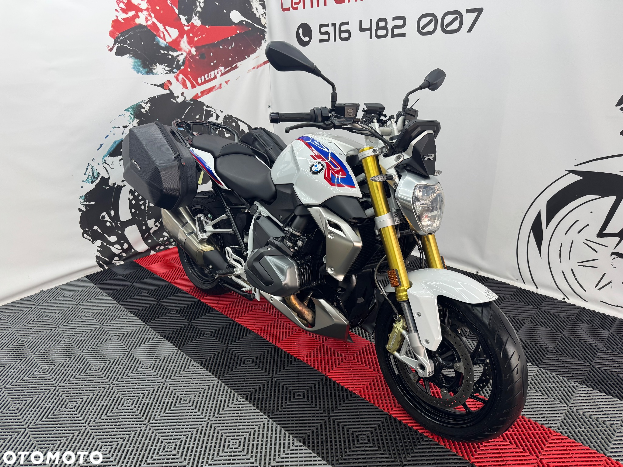 BMW R - 2