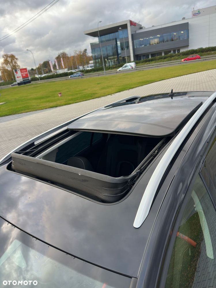 Volkswagen Golf 2.0 TDI SCR Highline - 27