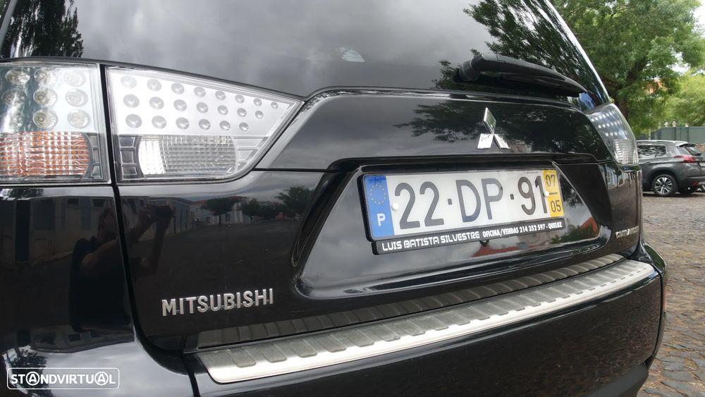 Mitsubishi Outlander 2.0 DI-D Intense 4WD - 37