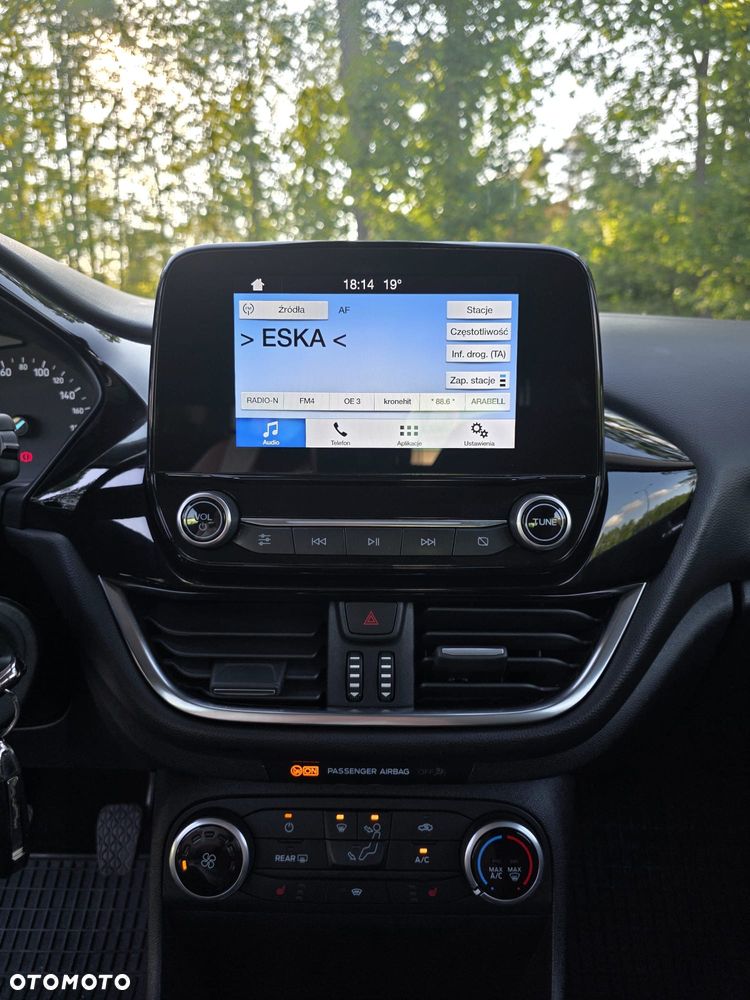 Ford Fiesta 1.1 Titanium - 19