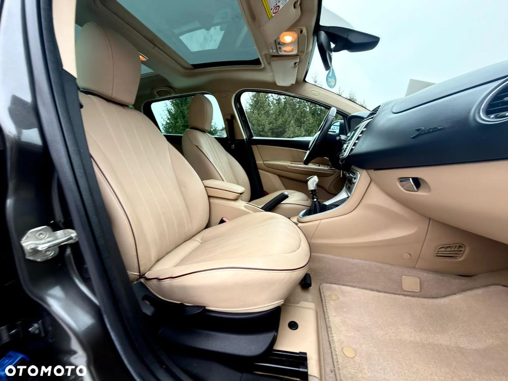 Lancia Delta 1.4 T-Jet 16v Oro - 21