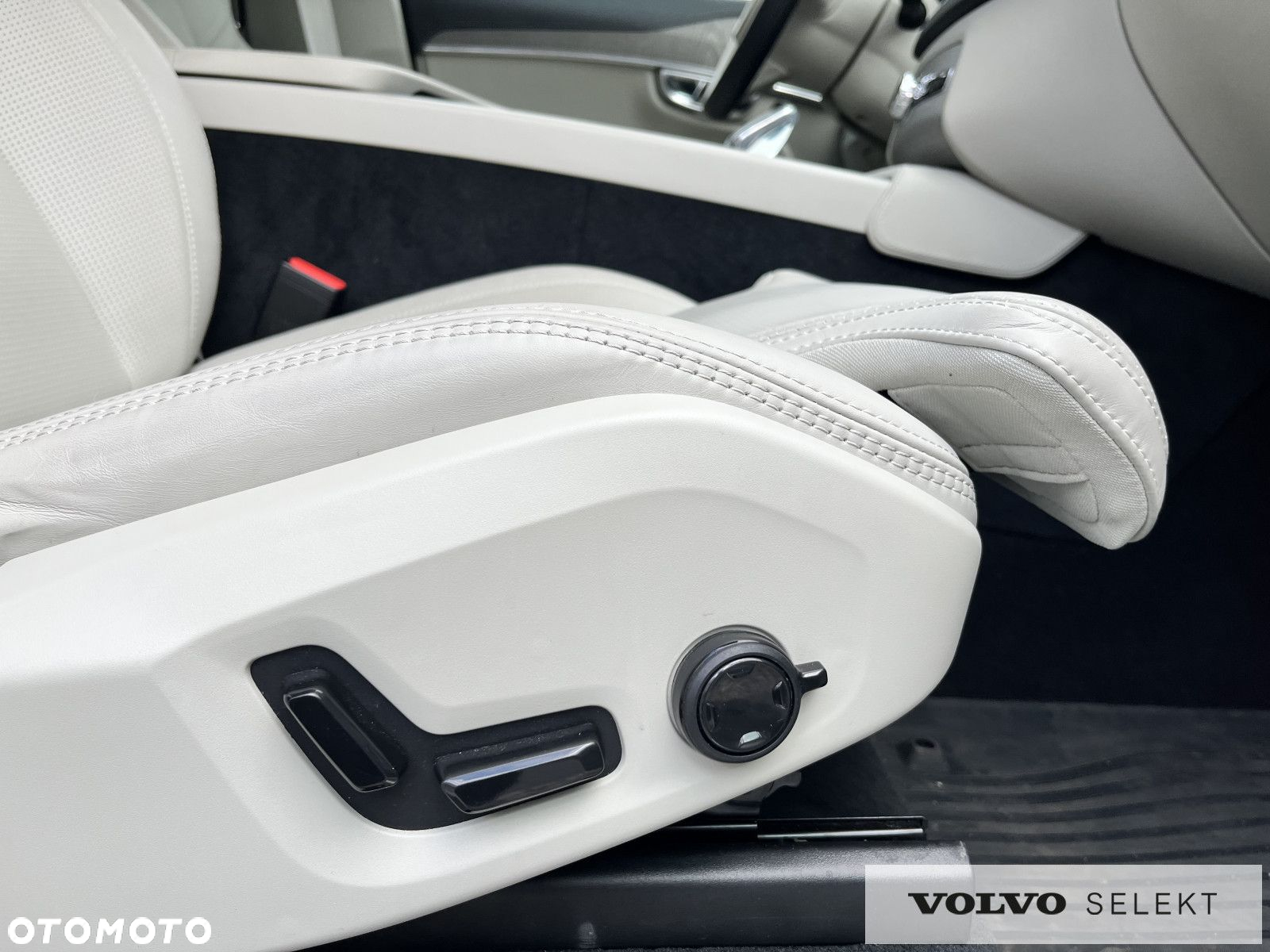 Volvo XC 90 - 35