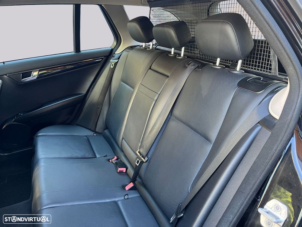 Mercedes-Benz C 200 - 30