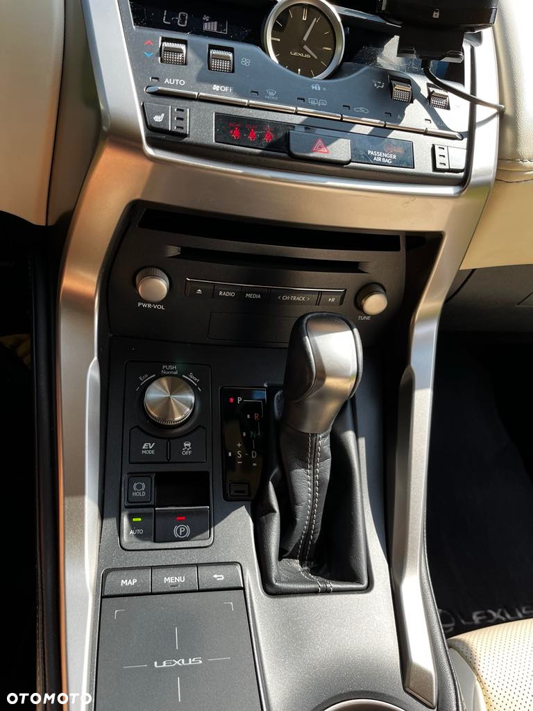 Lexus NX 300 Elegance AWD - 28
