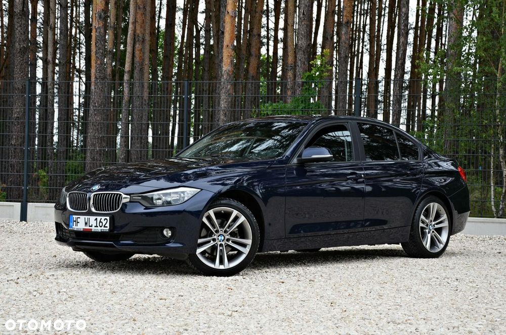 BMW Seria 3 318d Blue Performance Sport Line - 11