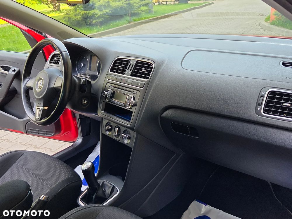 Volkswagen Polo 1.2 Comfortline - 28