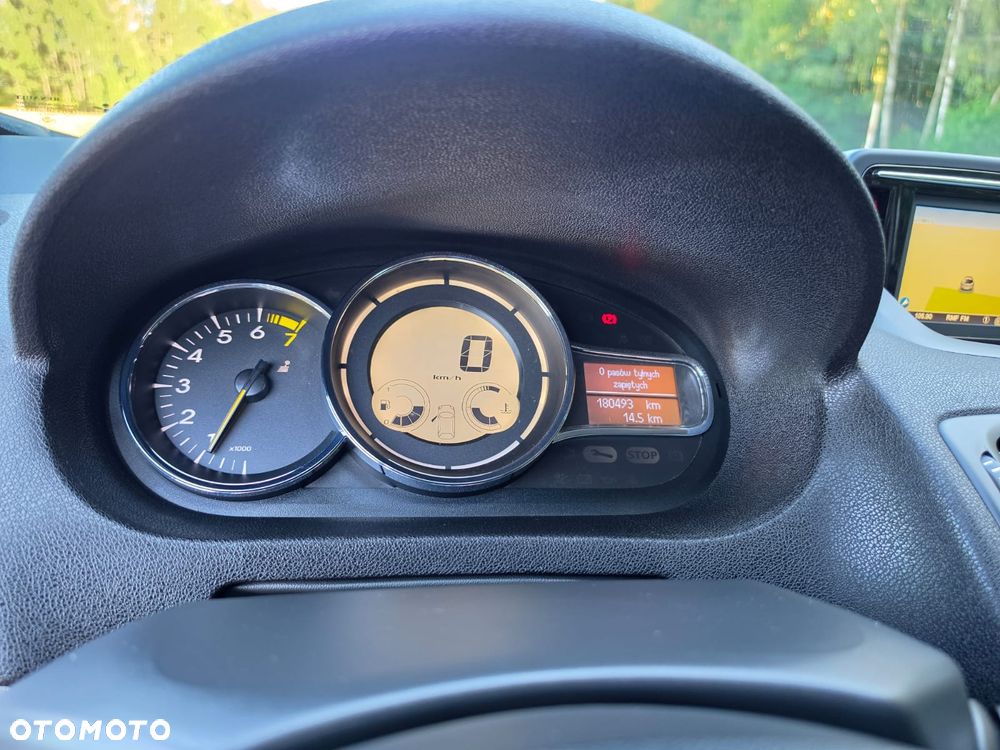 Renault Megane 1.6 16V Dynamique - 9
