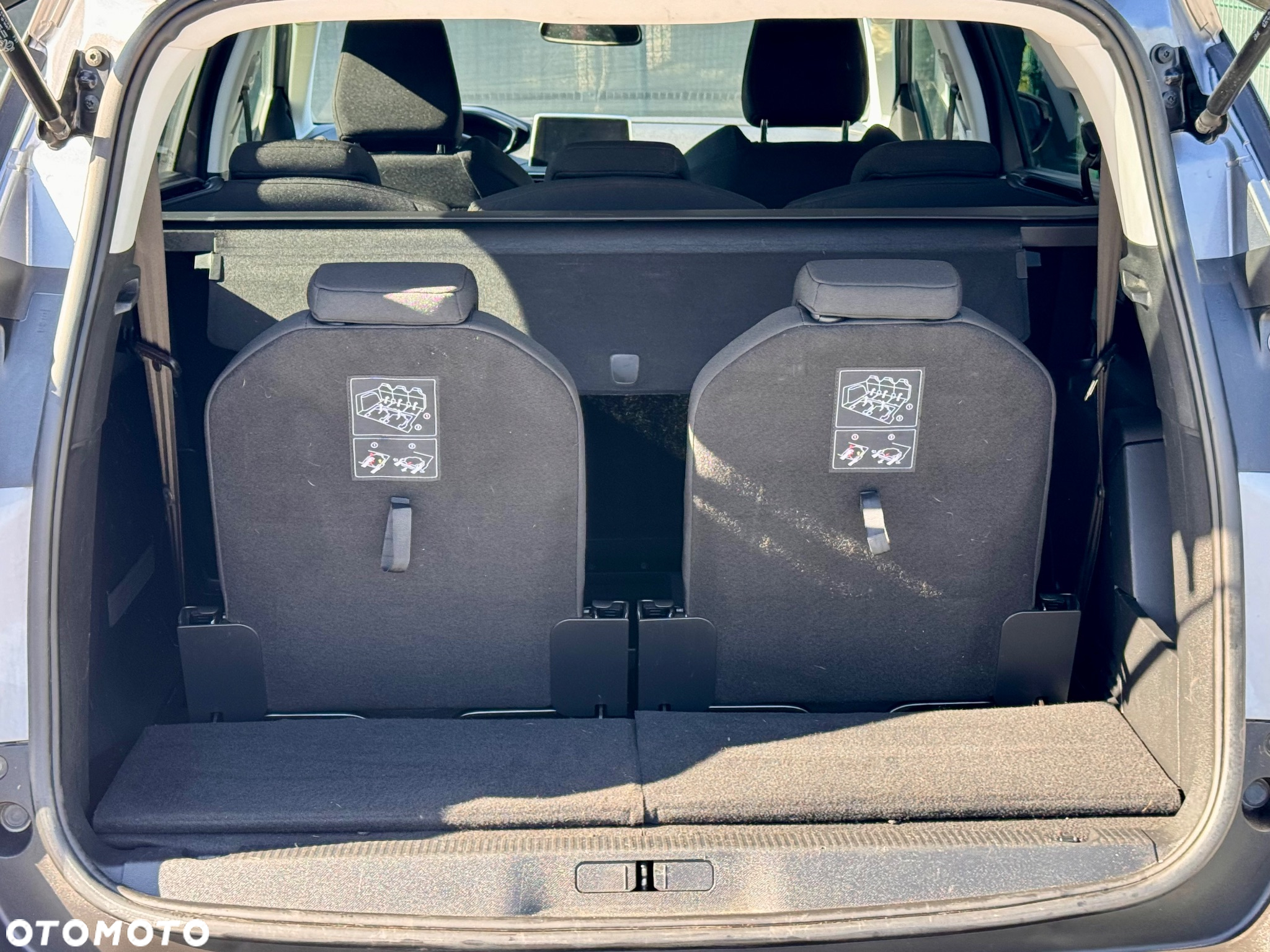 Peugeot 5008 BlueHDI 130 EAT8 Active Business-Paket - 11