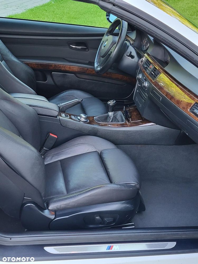 BMW Seria 3 325i - 6