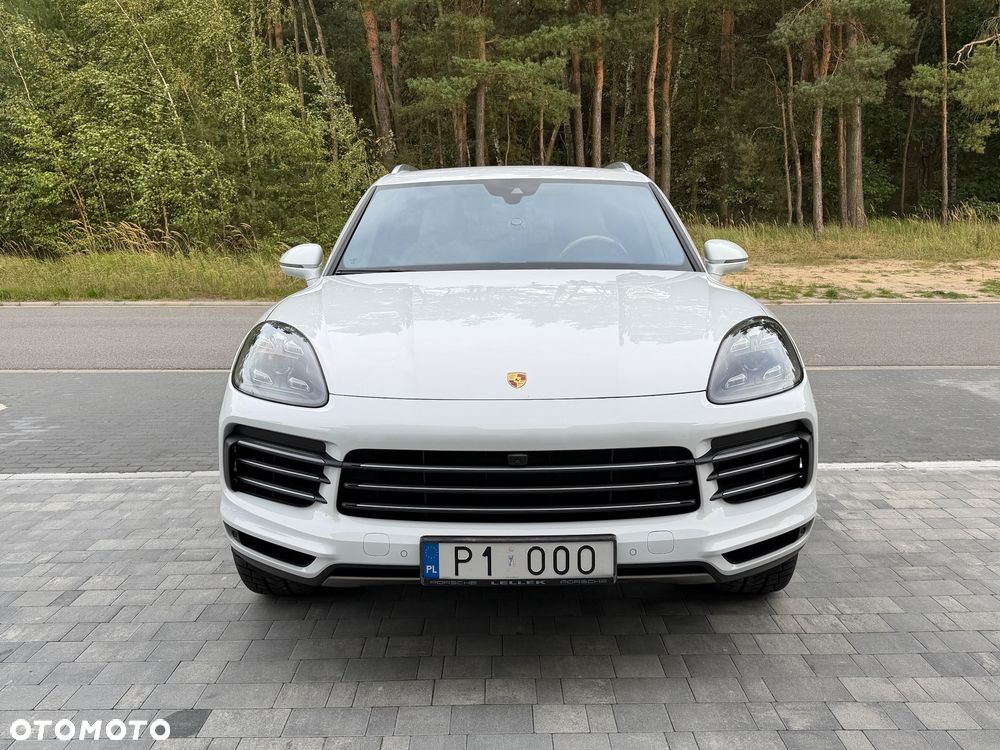Porsche Cayenne - 2