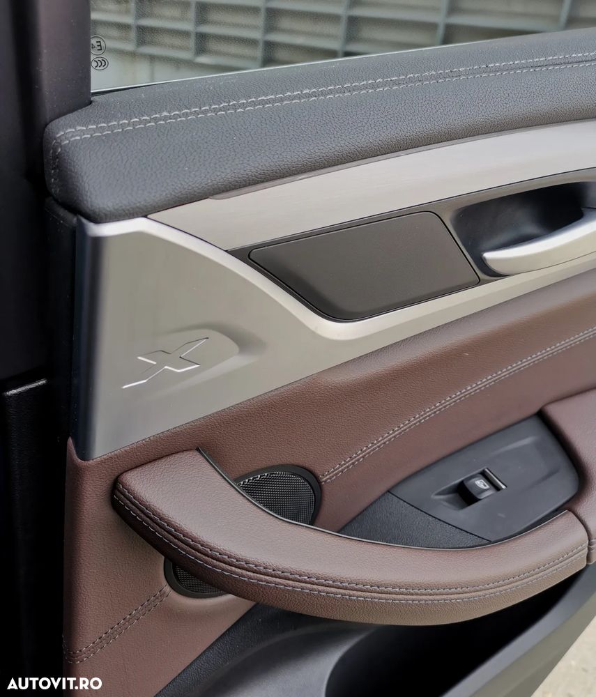 BMW X3 2020 — imagine 24