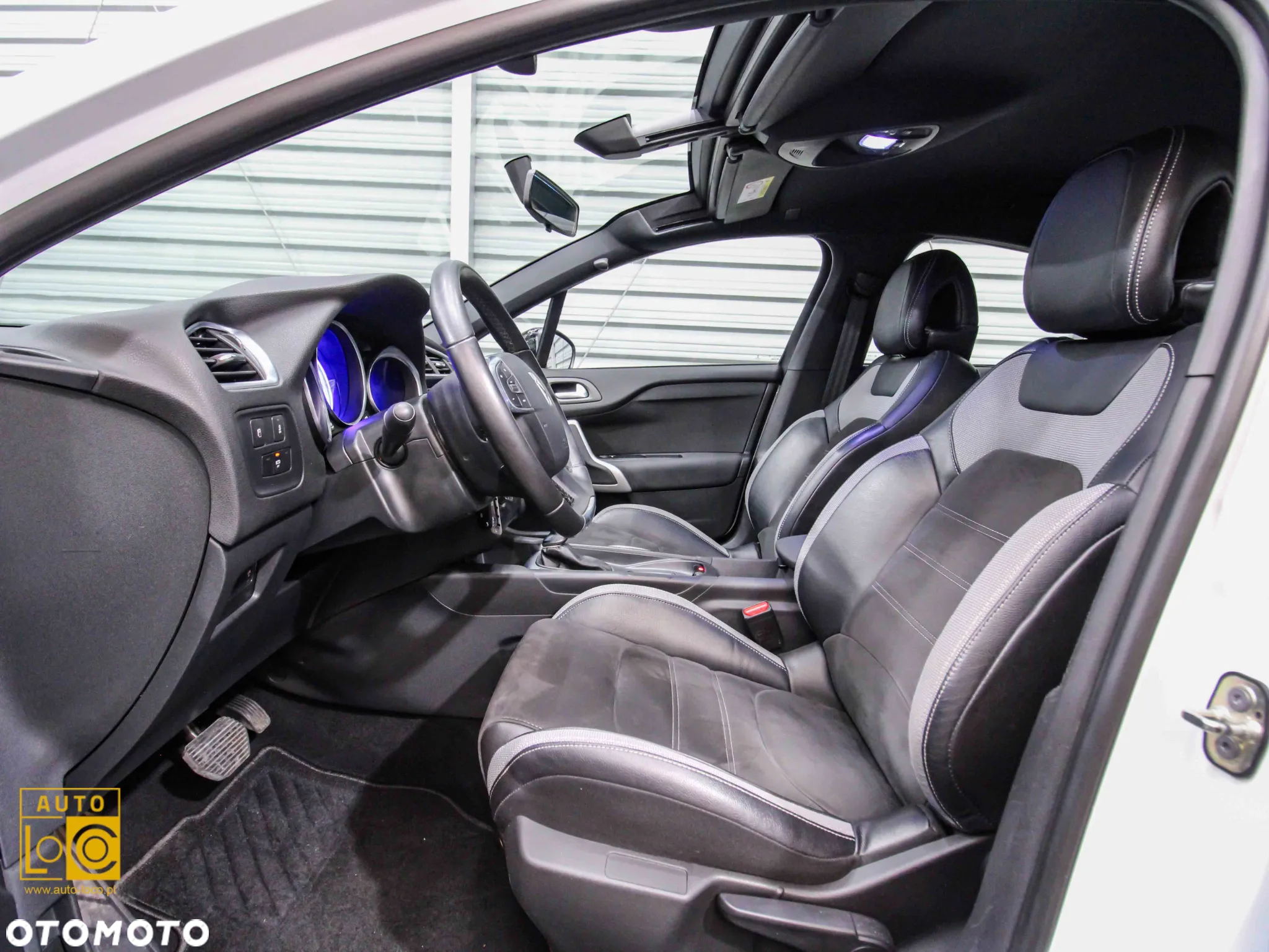 DS Automobiles DS 4 - 12
