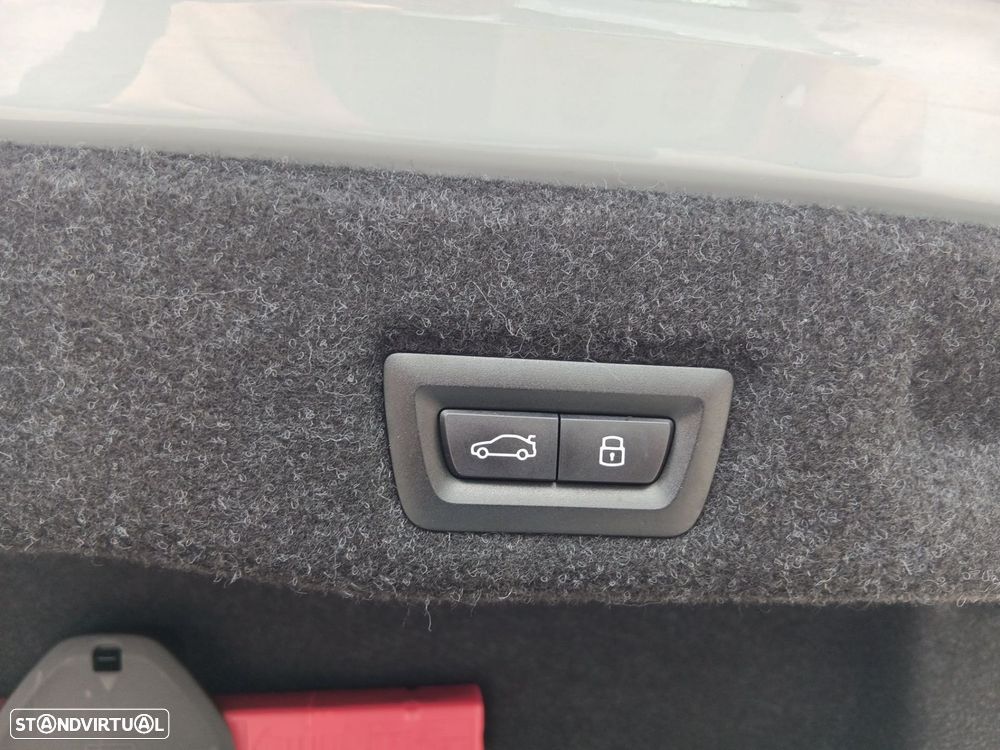 BMW i5 eDrive40 Pack Desportivo M - 19